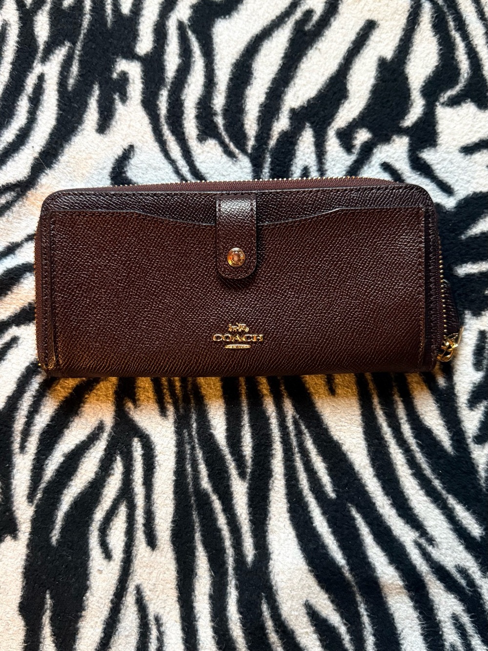 Coach Crossgrain Leather Multifunction Zip Around Wallet Brown New Without Tags